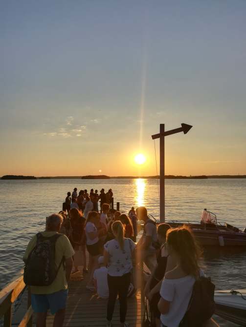 37406423_2289500821066225_6891710823878623232_n